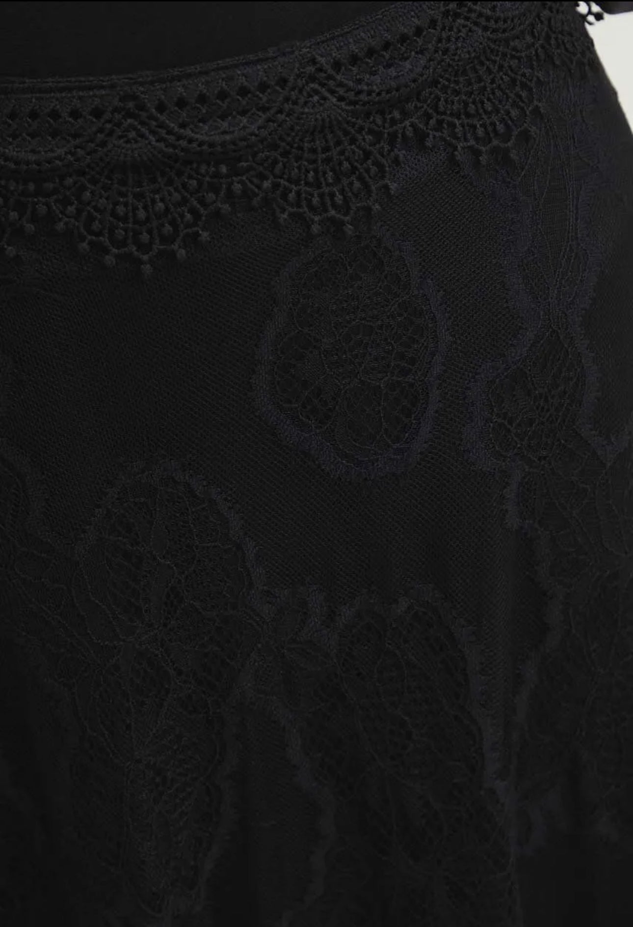 The Lace Satine Skirt