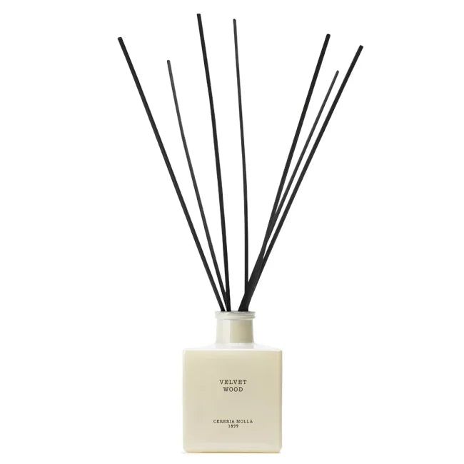 Velvet Wood Reed Premium Diffuser 250ml