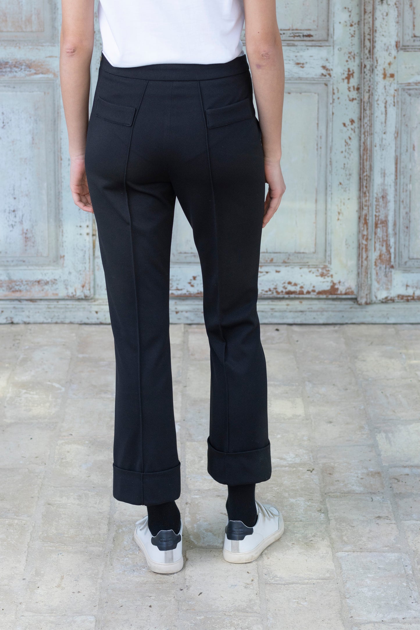 The Kick Flare Crop by Hongo
