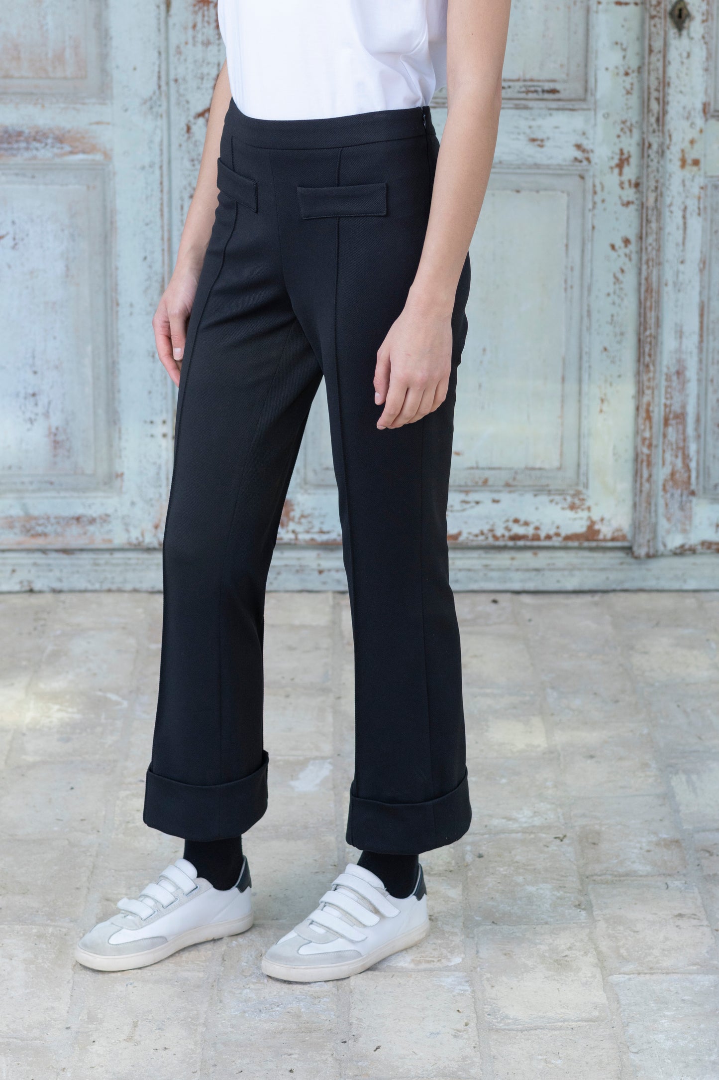 The Kick Flare Crop by Hongo