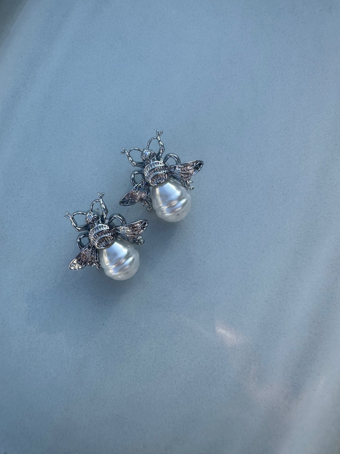 The Honeybee earrings
