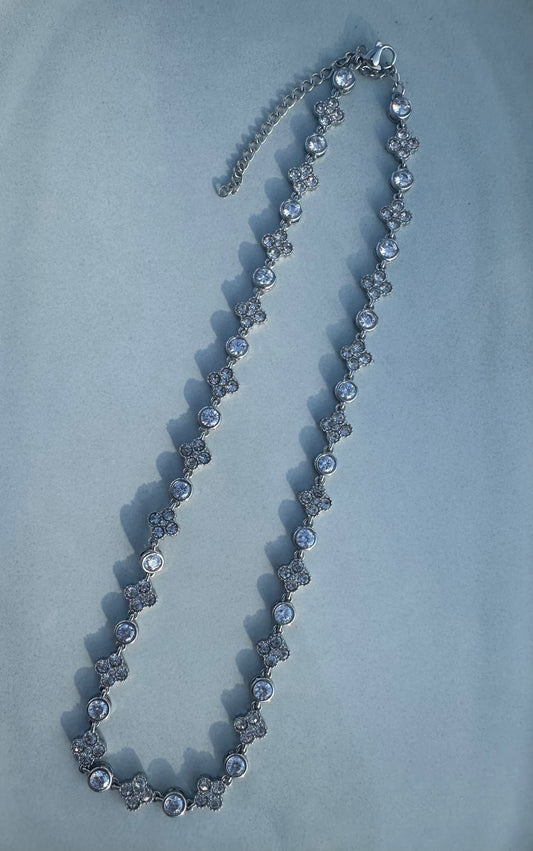 The Naya Trilogy Necklace