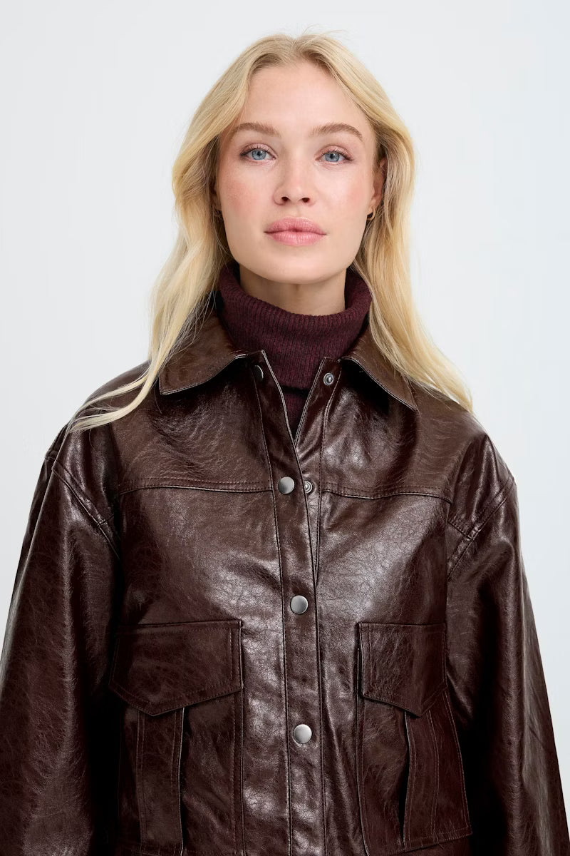 The Bydania Jacket in Chocolate