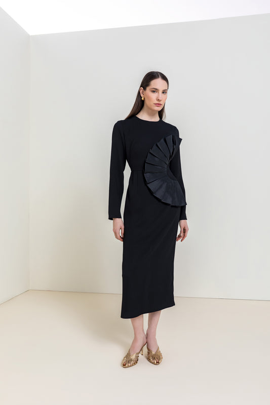 The Toska Dress