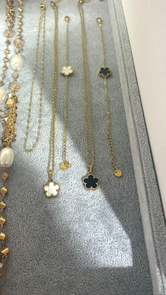 Clover Necklace