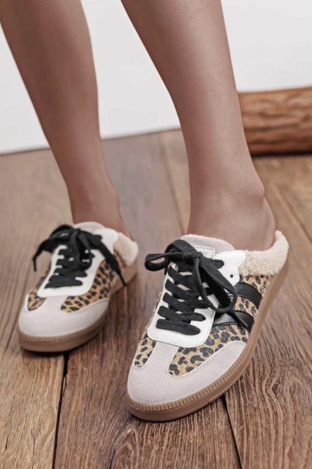 The Leopard Sabot Trainer