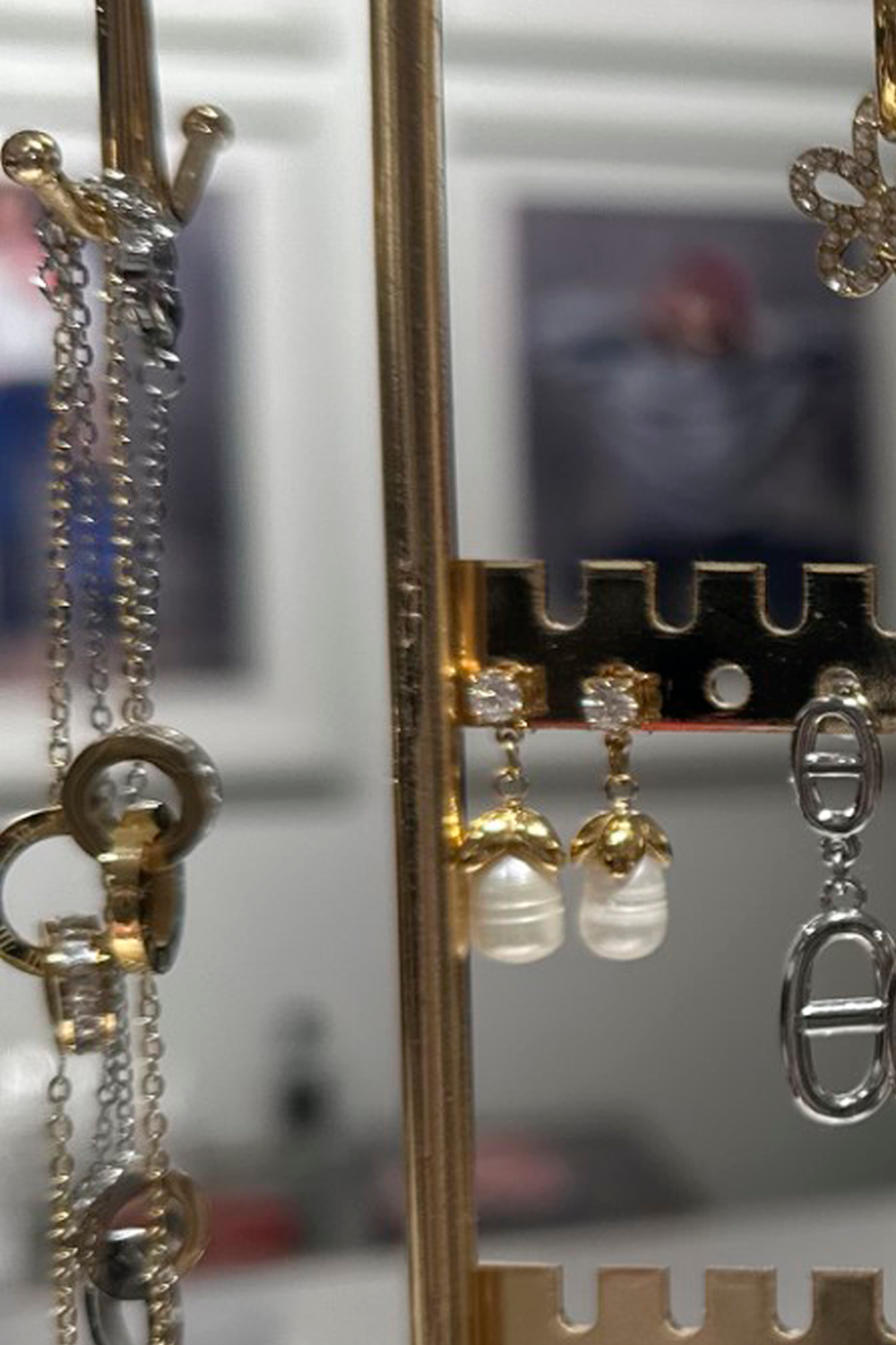 Pearl Drop Earring with Petal