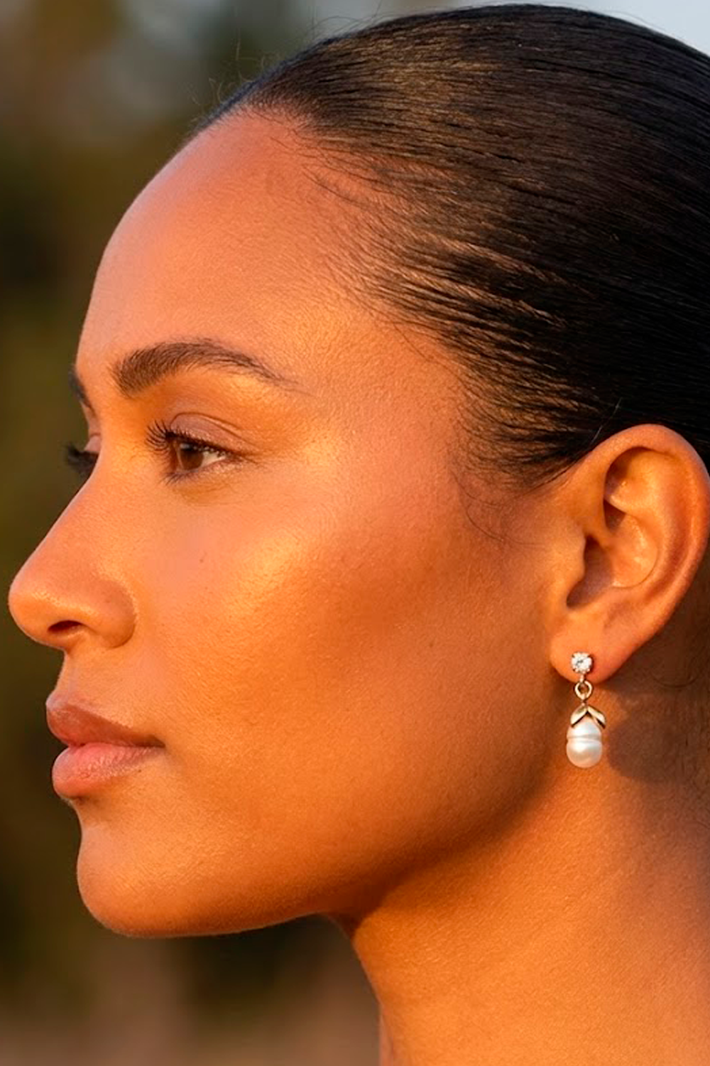 Pearl Drop Earring with Petal