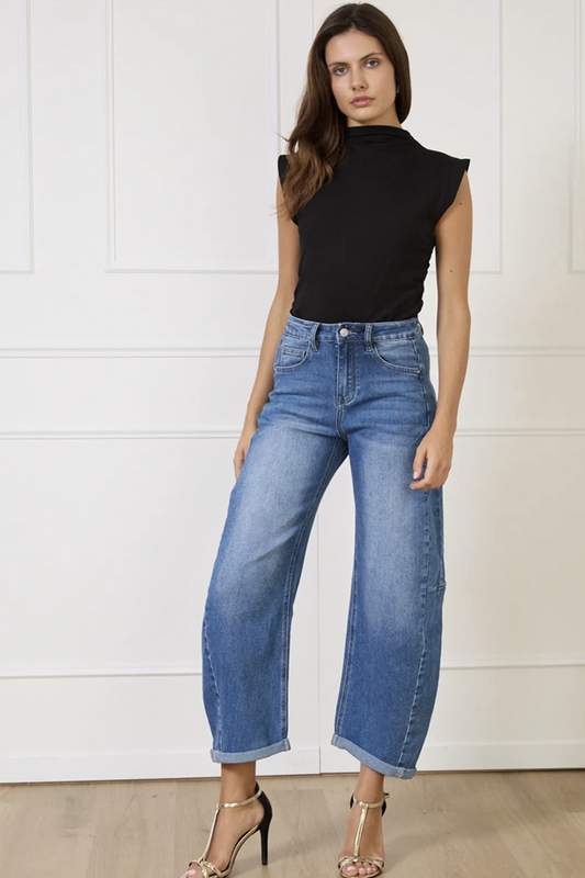 The Sarah Barrel Cut Jean